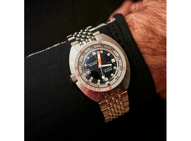 DOXA 821.10.101.10 SUB 300 SHARKHUNTER COSC CERTIFIED CHRONOMETER, фото 5 | Интернет-магазин оригинальных часов и аксессуаров