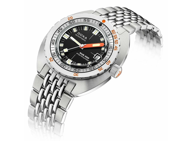 DOXA 821.10.101.10 SUB 300 SHARKHUNTER COSC CERTIFIED CHRONOMETER, фото 3 | Интернет-магазин оригинальных часов и аксессуаров