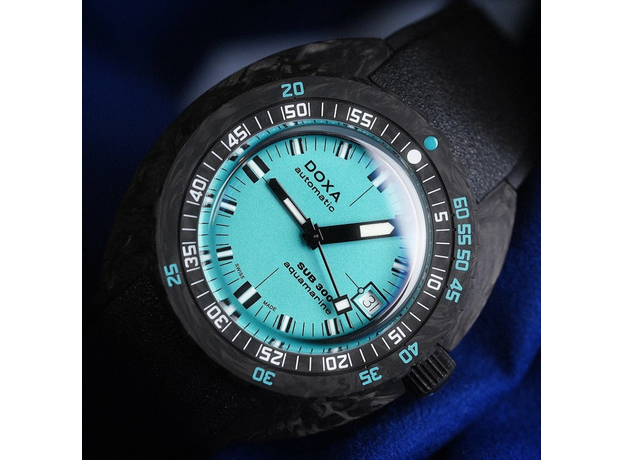 DOXA 822.70.241.20 SUB 300 CARBON AQUAMARINE COSC CERTIFIED CHRONOMETER, фото 4 | Интернет-магазин оригинальных часов и аксессуаров
