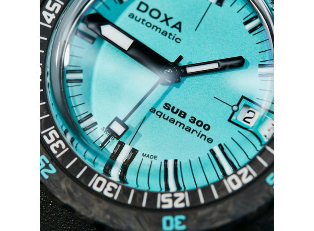 DOXA 822.70.241.20 SUB 300 CARBON AQUAMARINE COSC CERTIFIED CHRONOMETER, фото 5 | Интернет-магазин оригинальных часов и аксессуаров