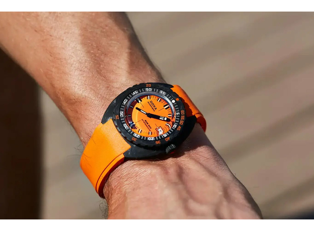 DOXA 822.70.351.21 SUB 300 CARBON PROFESSIONAL COSC CERTIFIED CHRONOMETER, фото 4 | Интернет-магазин оригинальных часов и аксессуаров