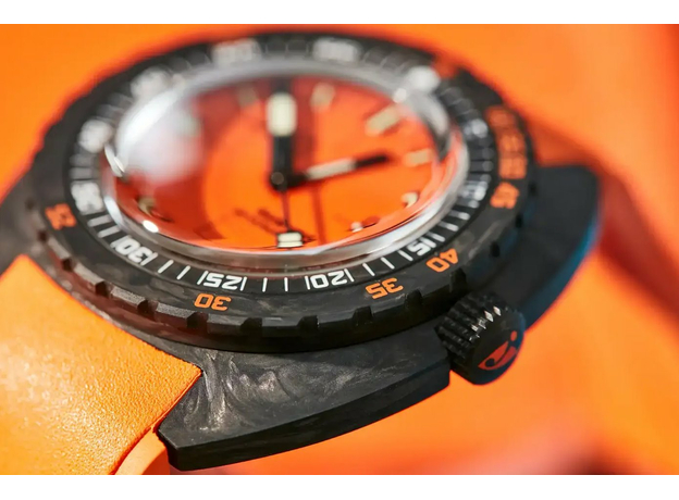 DOXA 822.70.351.21 SUB 300 CARBON PROFESSIONAL COSC CERTIFIED CHRONOMETER, фото 7 | Интернет-магазин оригинальных часов и аксессуаров