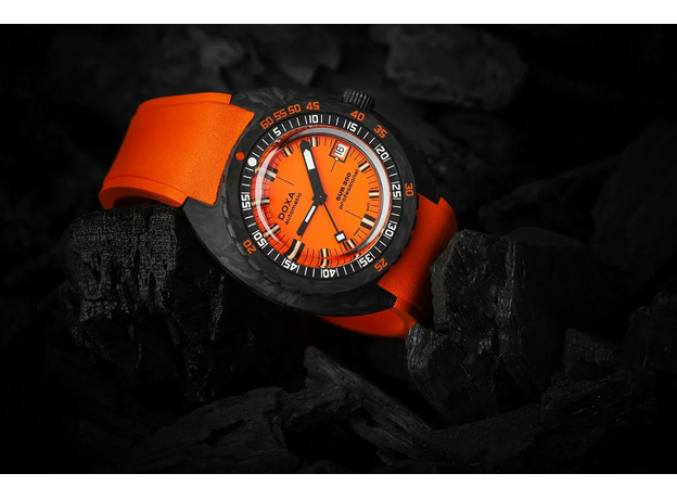 DOXA 822.70.351.21 SUB 300 CARBON PROFESSIONAL COSC CERTIFIED CHRONOMETER, фото 10 | Интернет-магазин оригинальных часов и аксессуаров