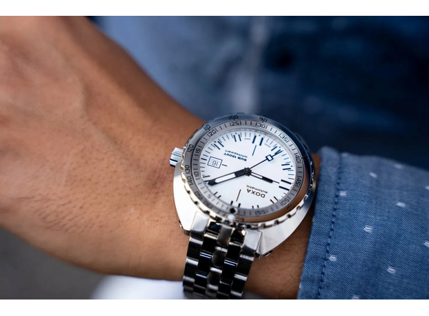 DOXA 840.10.011.10 SUB 300T WHITEPEARL, фото 4 | Интернет-магазин оригинальных часов и аксессуаров