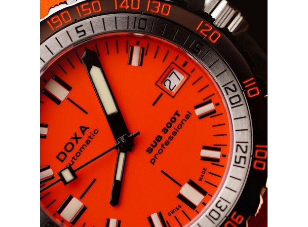 DOXA 840.10.351.21 SUB 300T PROFESSIONAL, фото 5 | Интернет-магазин оригинальных часов и аксессуаров