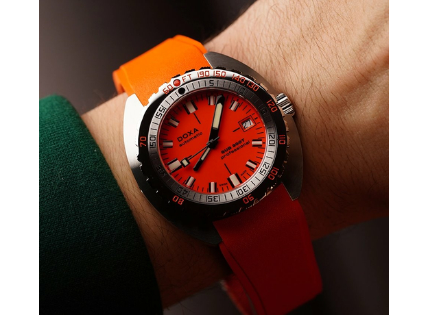 DOXA 840.10.351.21 SUB 300T PROFESSIONAL, фото 8 | Интернет-магазин оригинальных часов и аксессуаров