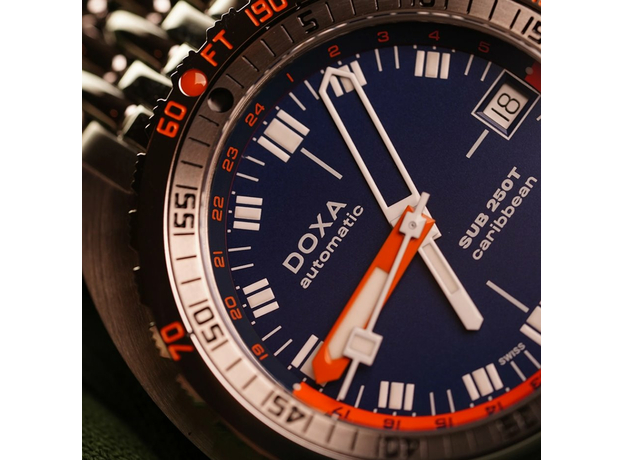 DOXA 855.10.201.10 SUB 250T GMT CARIBBEAN, фото 4 | Интернет-магазин оригинальных часов и аксессуаров