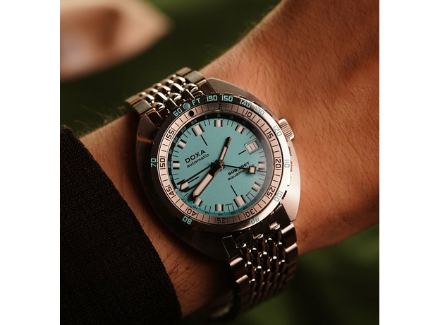 DOXA 855.10.241.10 SUB 250T GMT AQUAMARINE, фото 5 | Интернет-магазин оригинальных часов и аксессуаров