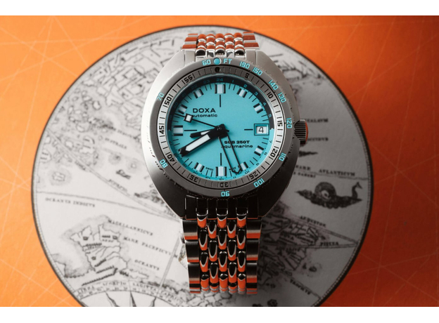 DOXA 855.10.241.10 SUB 250T GMT AQUAMARINE, фото 6 | Интернет-магазин оригинальных часов и аксессуаров