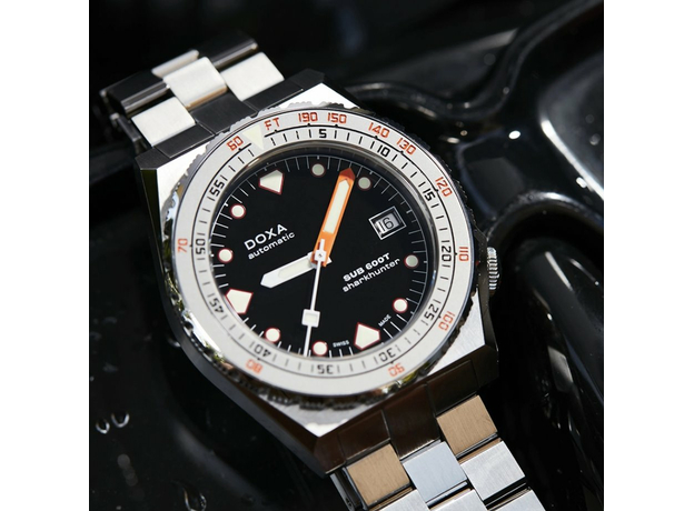 DOXA 861.10.101.10 SUB 600T SHARKHUNTER, фото 7 | Интернет-магазин оригинальных часов и аксессуаров