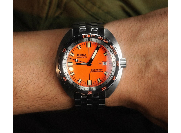 DOXA 883.10.351.10 SUB 1500T PROFESSIONAL, фото 4 | Интернет-магазин оригинальных часов и аксессуаров