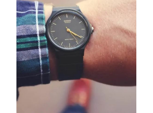 CASIO MQ-24-1ELLCF Exclusive, фото 4 | Интернет-магазин оригинальных часов и аксессуаров