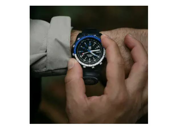 Luminox XL.8833 RECON Nav Spec, фото 8 | Интернет-магазин оригинальных часов и аксессуаров