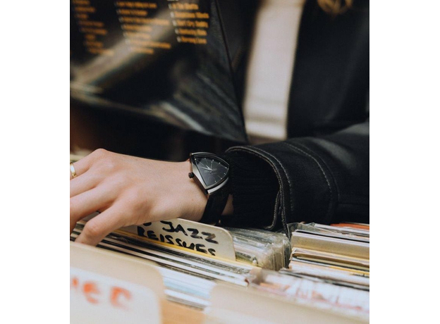 Hamilton H24401731 Ventura, фото 8 | Интернет-магазин оригинальных часов и аксессуаров