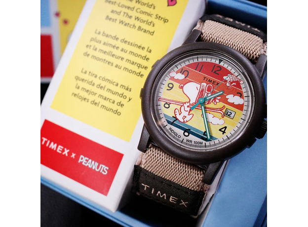 TIMEX Tx4b34900 PEANUTS Expedition Ski Camper, фото 9 | Интернет-магазин оригинальных часов и аксессуаров