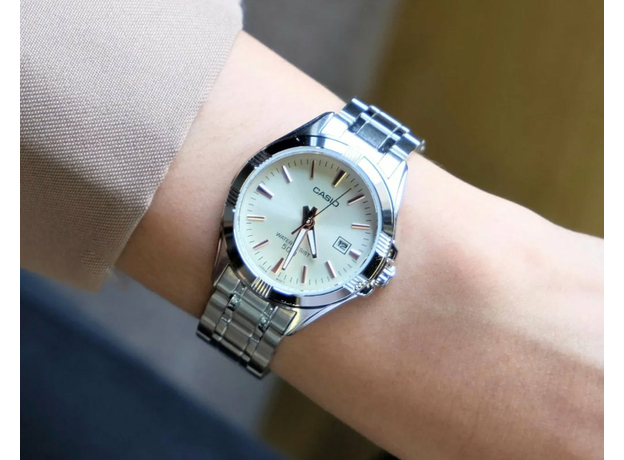 CASIO LTP-1308D-9A Exclusive, фото 2 | Интернет-магазин оригинальных часов и аксессуаров