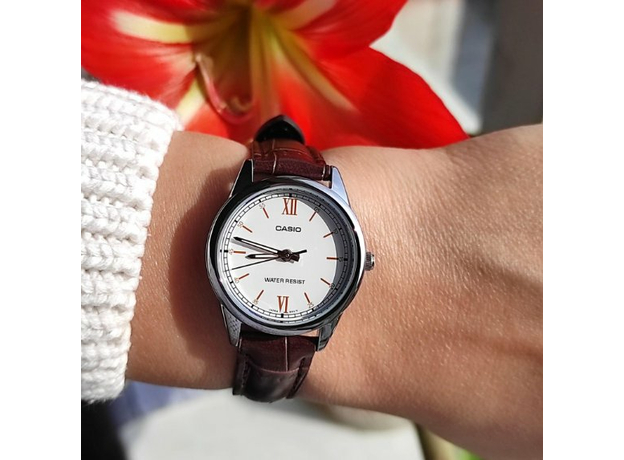 CASIO LTP-V005L-7B3 Exclusive, фото 5 | Интернет-магазин оригинальных часов и аксессуаров