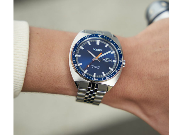 LORUS RL441BX9, фото 2 | Интернет-магазин оригинальных часов и аксессуаров