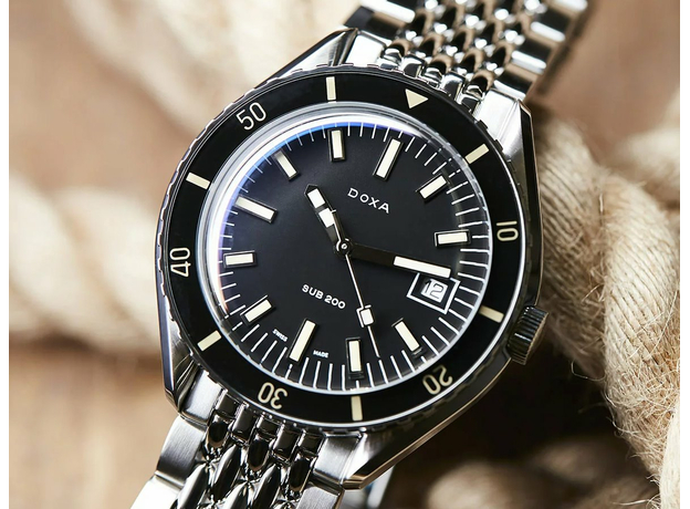DOXA 799.10.101.10 SUB 200 SHARKHUNTER, фото 6 | Интернет-магазин оригинальных часов и аксессуаров