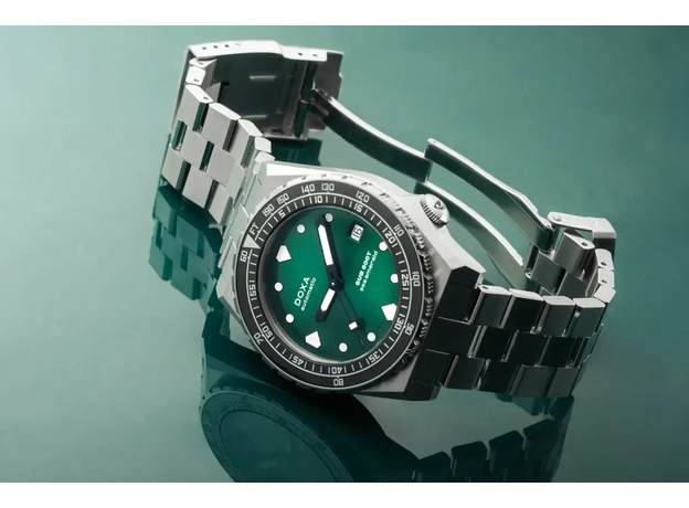 DOXA 861.10.131.10 SUB 600T SEA EMERALD, фото 4 | Интернет-магазин оригинальных часов и аксессуаров
