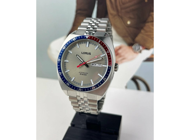 LORUS RL447BX9, фото 4 | Интернет-магазин оригинальных часов и аксессуаров