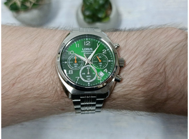LORUS RT391KX9, фото 5 | Интернет-магазин оригинальных часов и аксессуаров