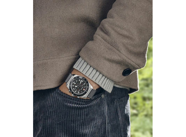 Victorinox Swiss Army VX-V242048 Chrono, фото 6 | Интернет-магазин оригинальных часов и аксессуаров