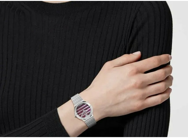 Versace Vre0s00125 Greca Logo Pearl 33 мм, фото 2 | Интернет-магазин оригинальных часов и аксессуаров