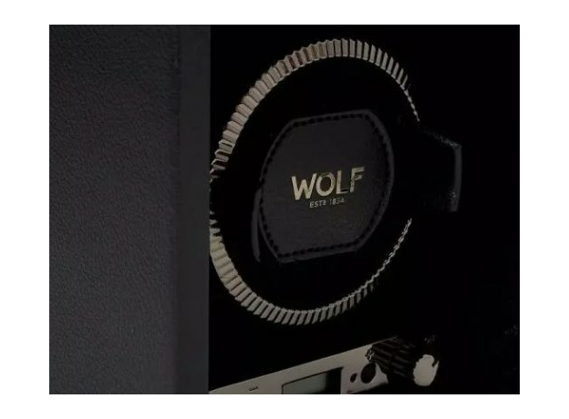 Скринька WOLF 793102 British Racing Single Watch Winder No Storage Black, фото 5 | Интернет-магазин оригинальных часов и аксессуаров