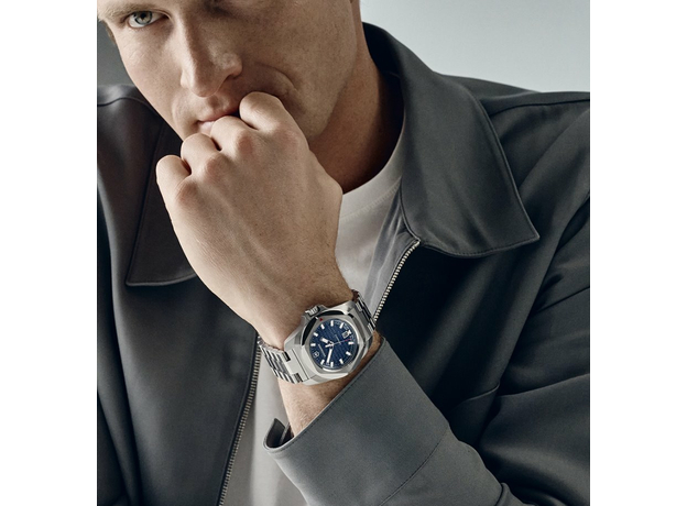 Victorinox Swiss Army VX-V242020 I.N.O.X. Automatic, фото 2 | Интернет-магазин оригинальных часов и аксессуаров