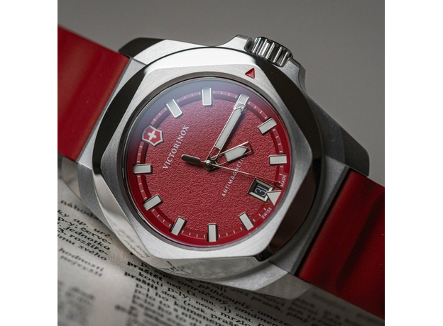 Victorinox Swiss Army VX-V242029 I.N.O.X., фото 2 | Интернет-магазин оригинальных часов и аксессуаров