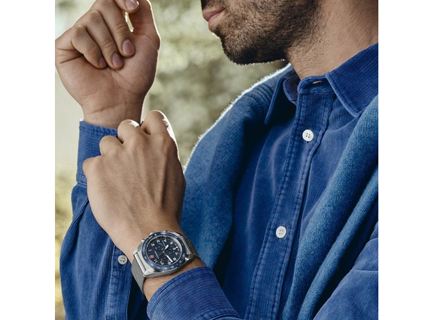 Victorinox Swiss Army VX-V242049 Chrono, фото 2 | Интернет-магазин оригинальных часов и аксессуаров