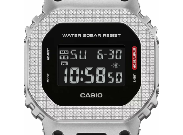 CASIO GM-5600M-1ER, фото 2 | Интернет-магазин оригинальных часов и аксессуаров