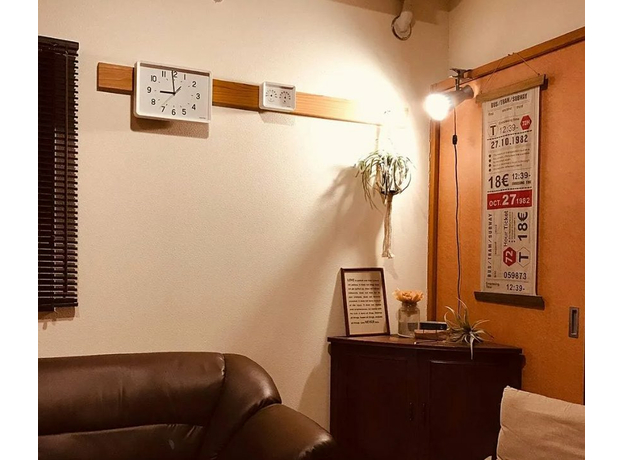 RHYTHM 8MG815SR03, фото 2 | Интернет-магазин оригинальных часов и аксессуаров