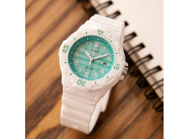 CASIO LRW-200H-3C Exclusive, фото 4 | Интернет-магазин оригинальных часов и аксессуаров