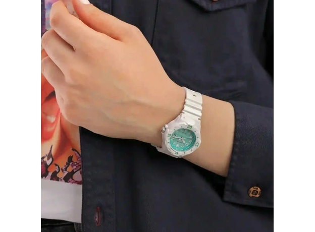 CASIO LRW-200H-3C Exclusive, фото 5 | Интернет-магазин оригинальных часов и аксессуаров