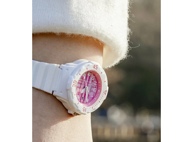 CASIO LRW-200H-4C Exclusive, фото 7 | Интернет-магазин оригинальных часов и аксессуаров