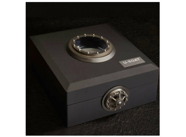 U-BOAT 8464/B CAPSOIL DARKMOON BLACK IPB, фото 4 | Интернет-магазин оригинальных часов и аксессуаров