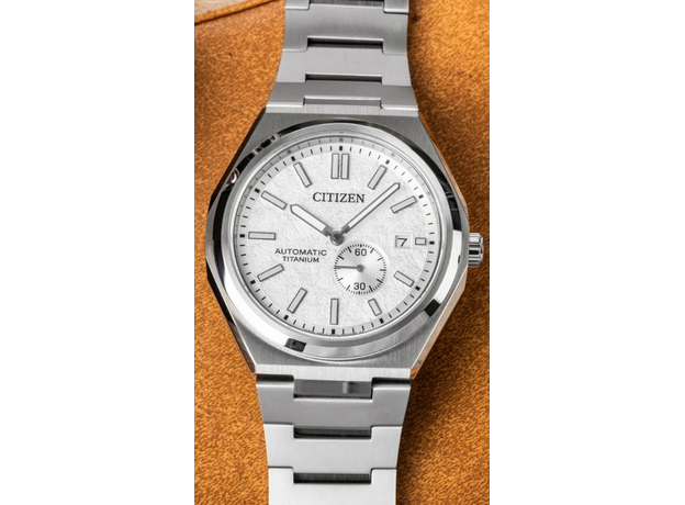 CITIZEN NJ0180-80A SUPER TITANIUM, фото 3 | Интернет-магазин оригинальных часов и аксессуаров
