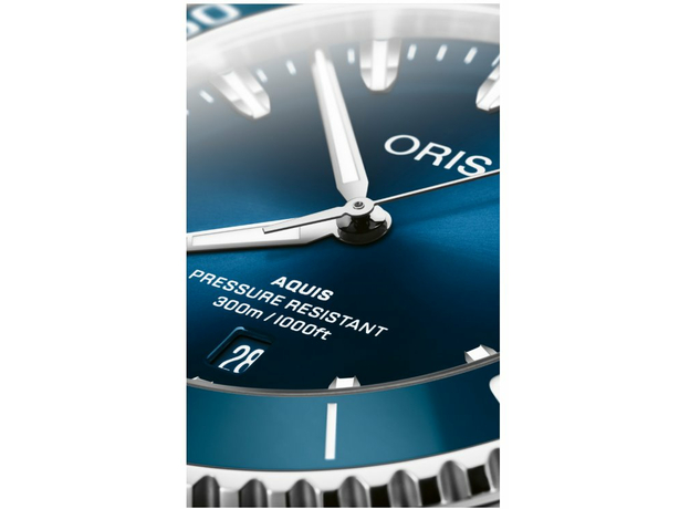 Oris Diving Aquis Date 733.7787.4135 RS 4.22.35FC, фото 2 | Интернет-магазин оригинальных часов и аксессуаров