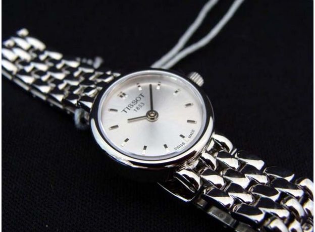 TISSOT T058.009.11.031.00 LOVELY, фото 2 | Интернет-магазин оригинальных часов и аксессуаров