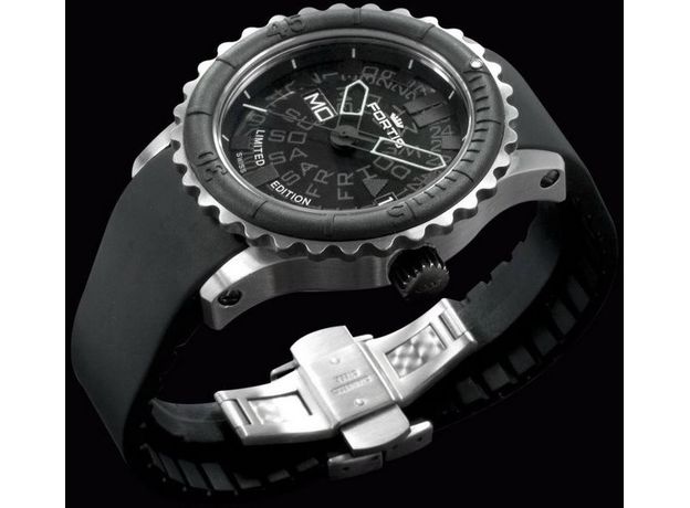 Fortis - 675.10.81 K B-47 BIG STEEL WITH CAOUTCHOUC BRACELET, фото 2 | Интернет-магазин оригинальных часов и аксессуаров